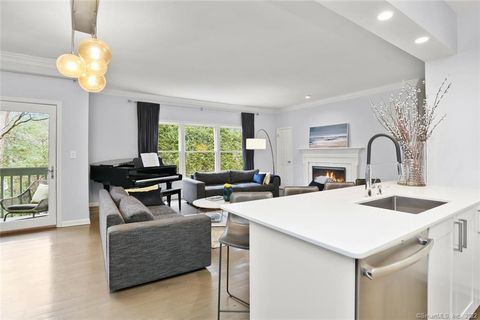 Tiny photo for 13 Old Stamford Road #13, New Canaan, CT 06840 (MLS # 24169268)