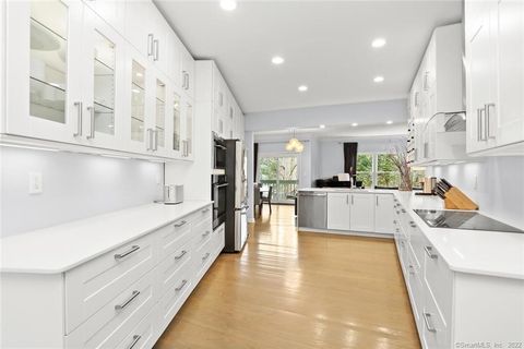 Tiny photo for 13 Old Stamford Road #13, New Canaan, CT 06840 (MLS # 24169268)