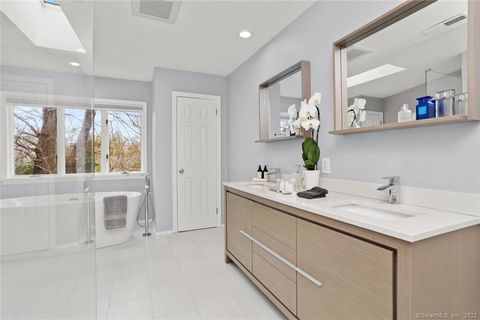 Tiny photo for 13 Old Stamford Road #13, New Canaan, CT 06840 (MLS # 24169268)