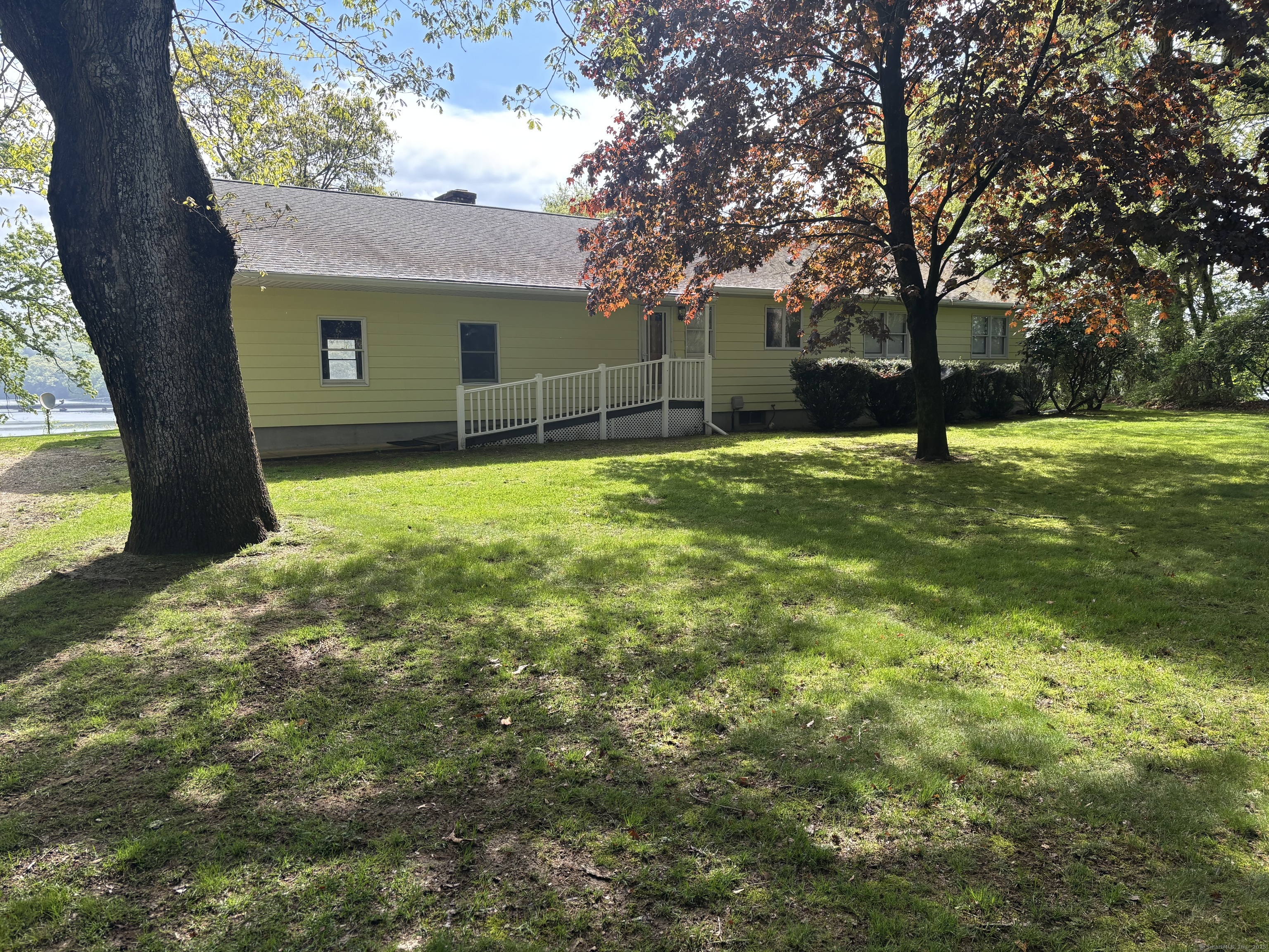 145 Massapeag Side Road, Montville, Connecticut image 3