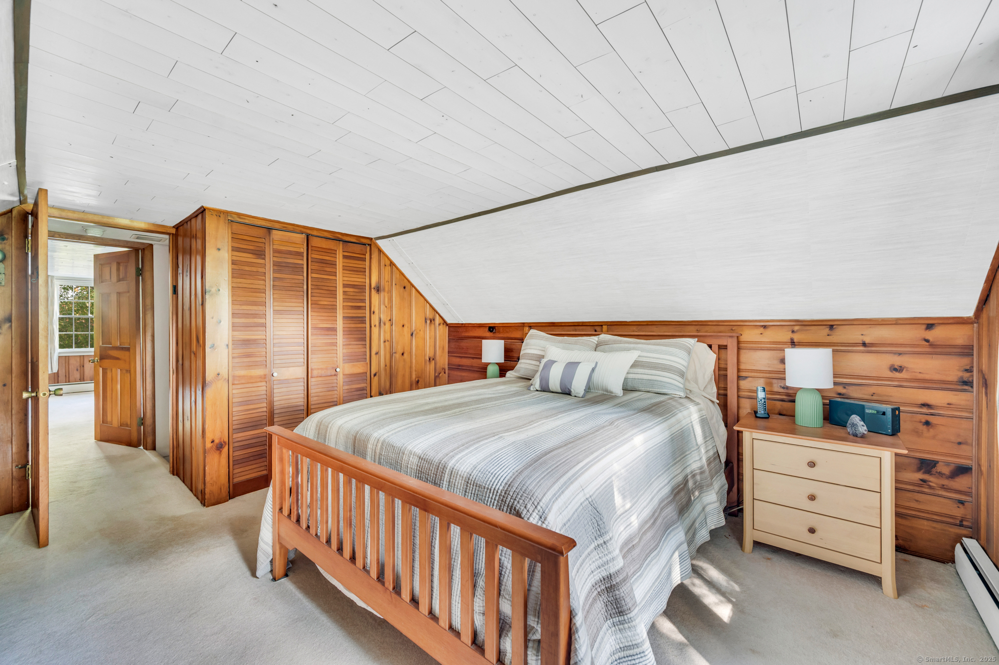 Middletown, Connecticut 06457, United States, 4 Bedrooms Bedrooms, ,1 BathroomBathrooms,Residential,Pending,215783