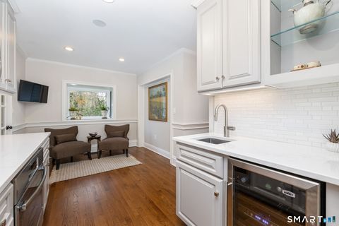 Tiny photo for 7 Brenthaven #7, Avon, CT 06001 (MLS # 24170277)