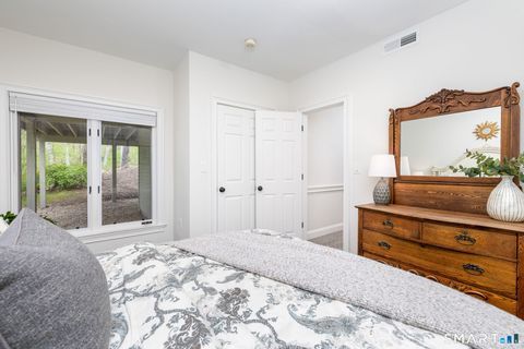 Tiny photo for 7 Brenthaven #7, Avon, CT 06001 (MLS # 24170277)