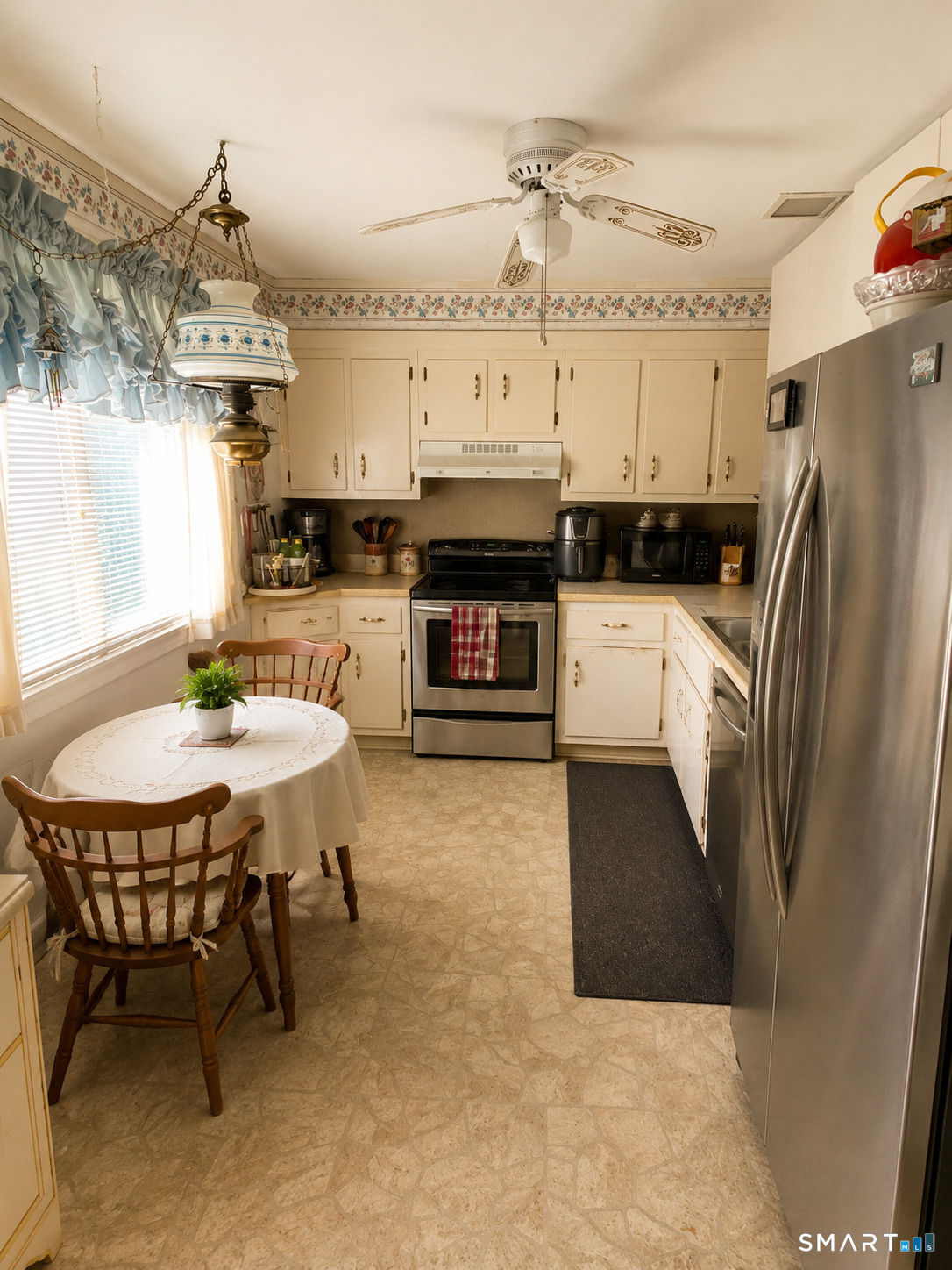 212 Agawam Drive B