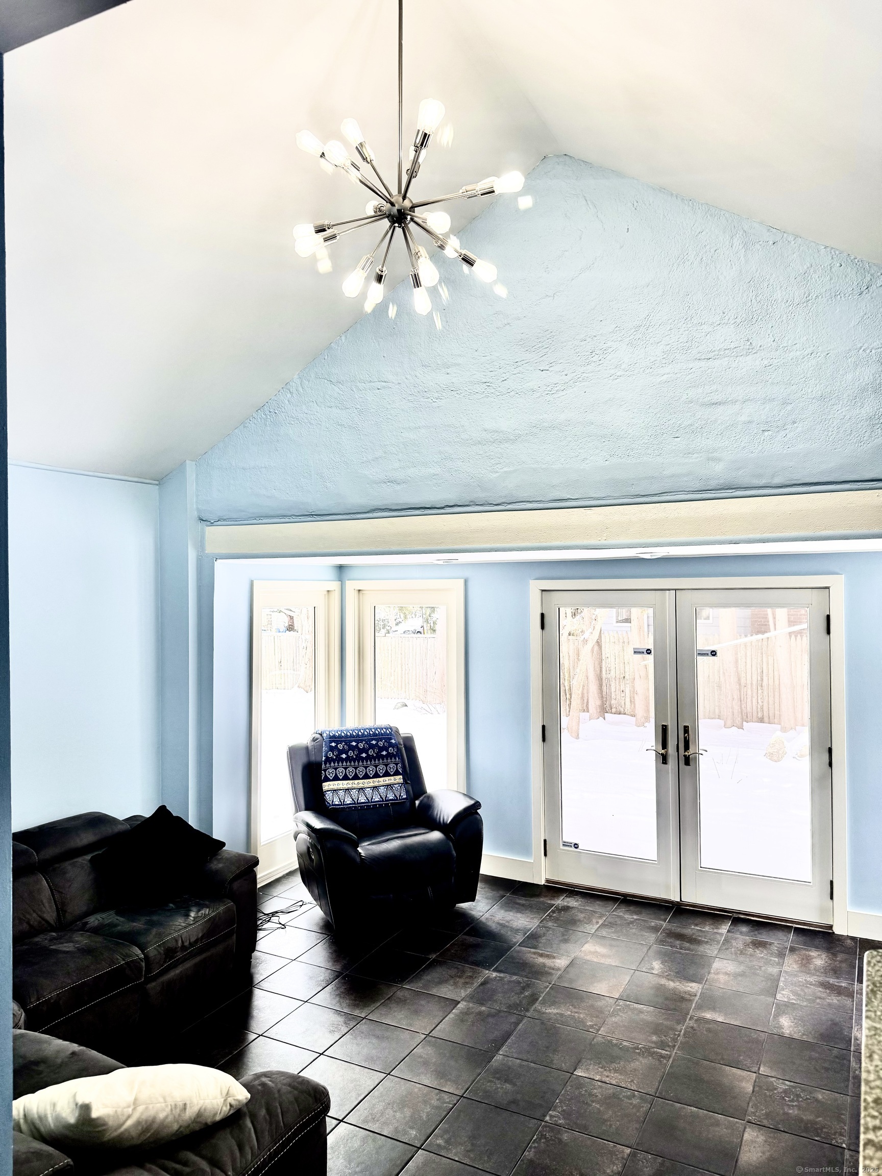 975 Ocean Avenue, New London, Connecticut image 16