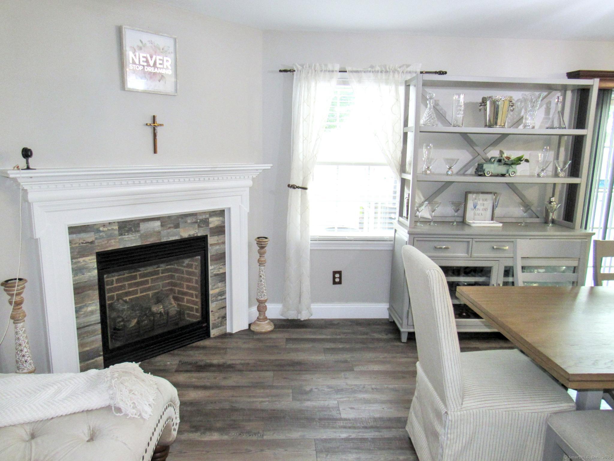37 Apple Blossom Drive, Naugatuck, Connecticut image 13