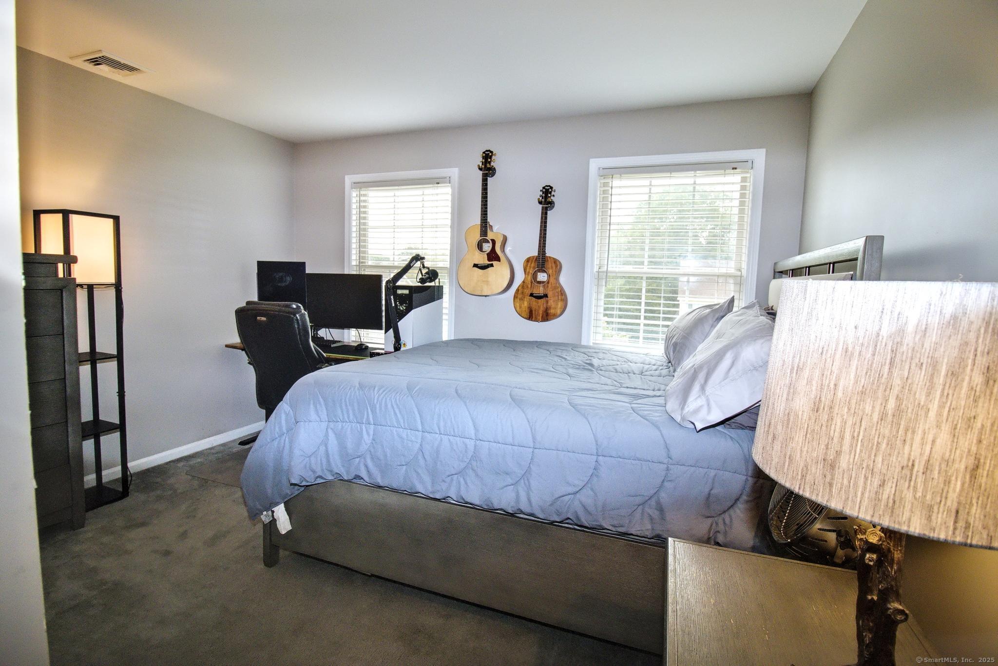 37 Apple Blossom Drive, Naugatuck, Connecticut image 11