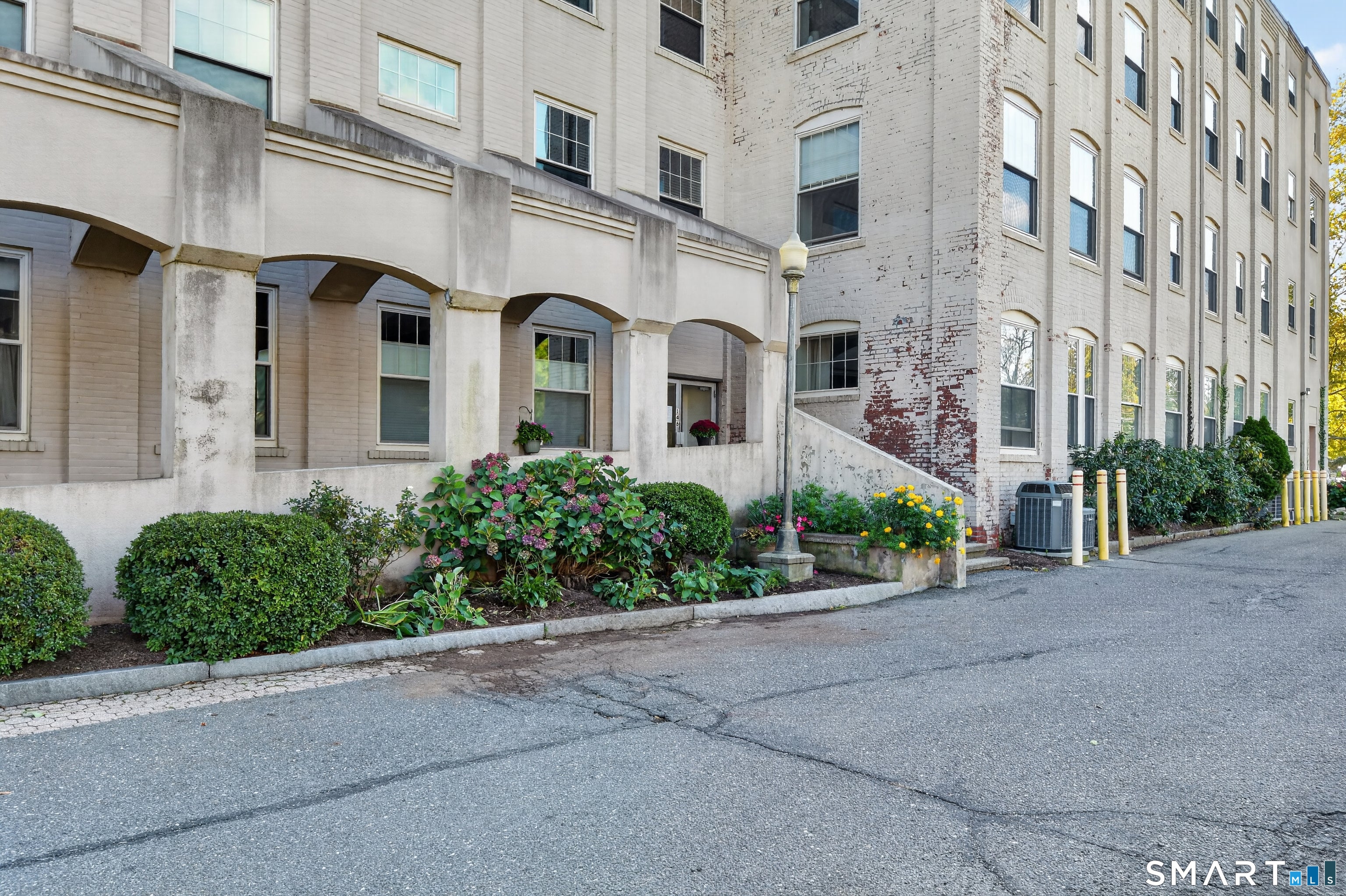 146 High Street 402