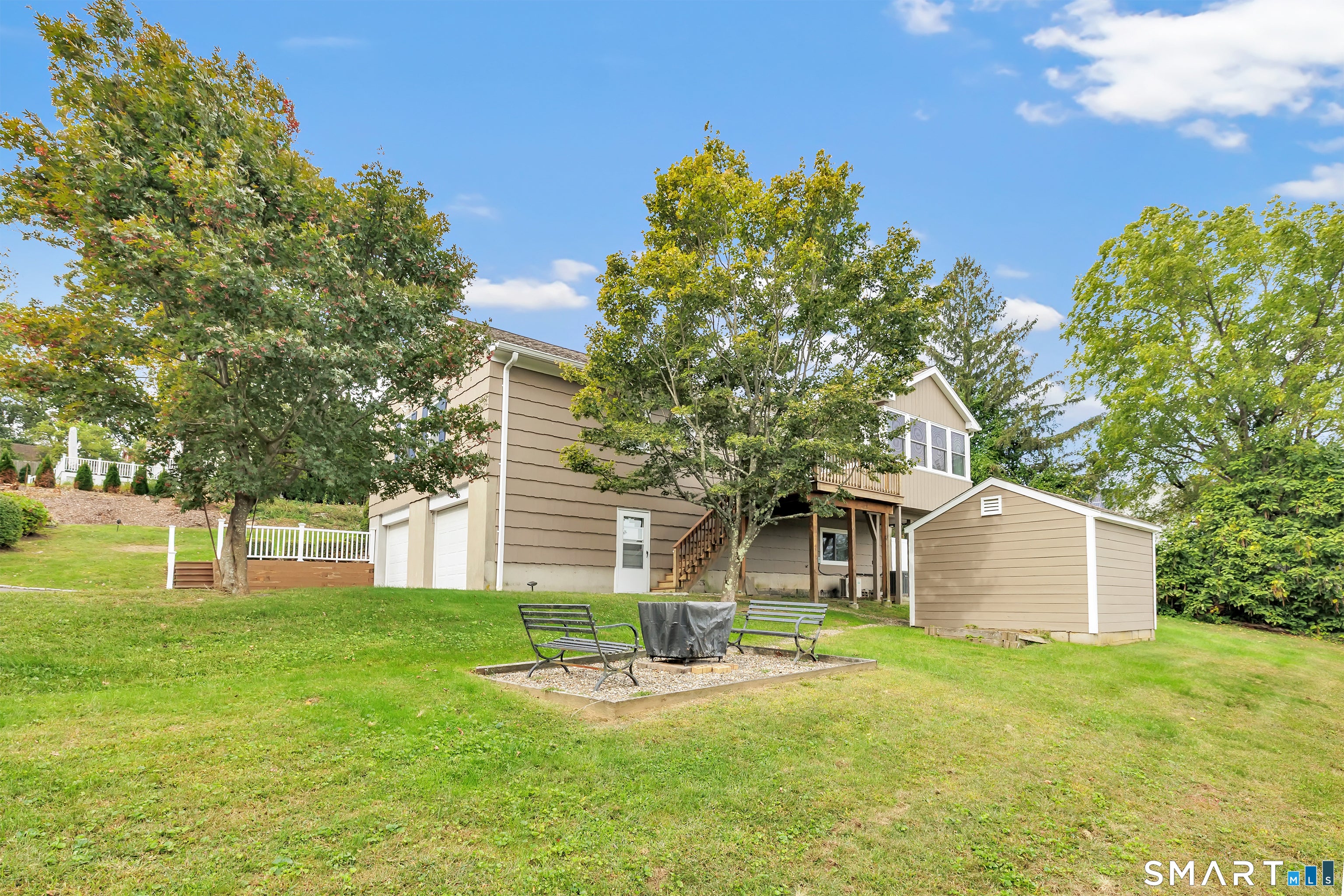 25 Riverview Avenue
