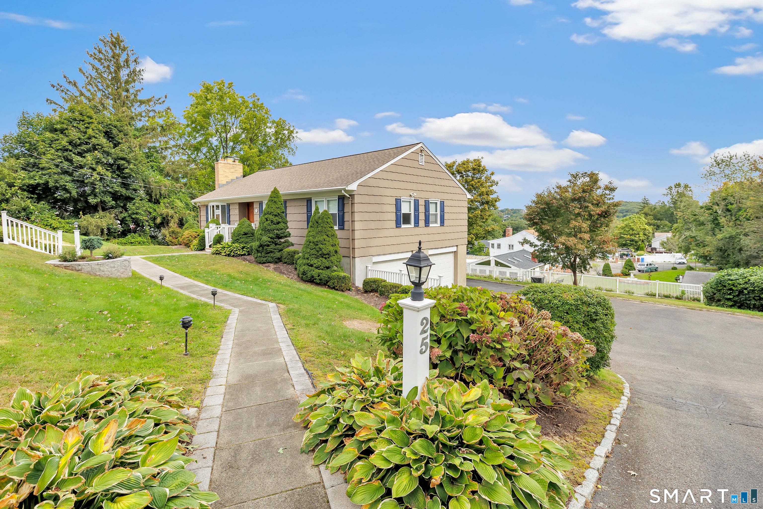 25 Riverview Avenue
