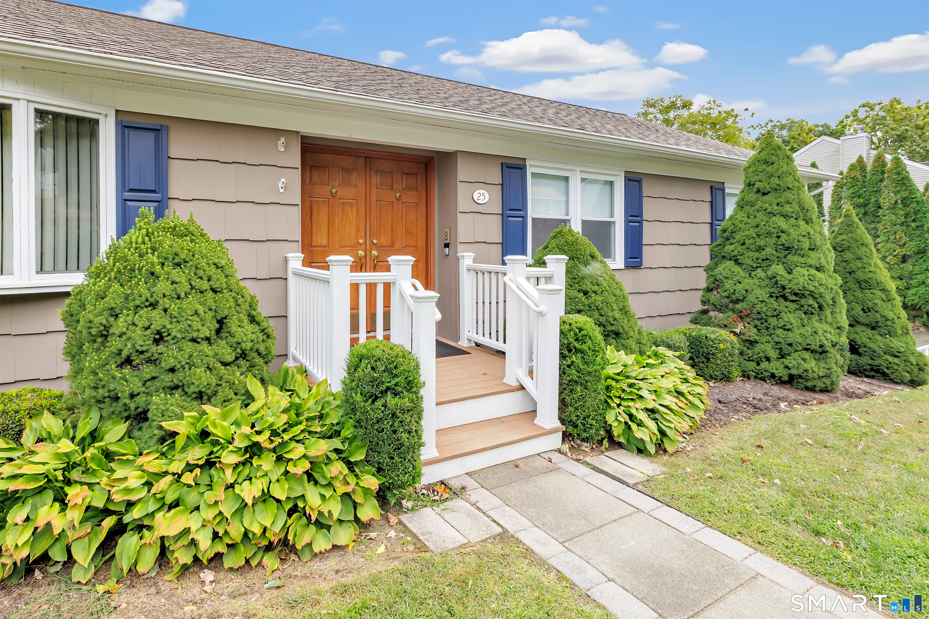 25 Riverview Avenue
