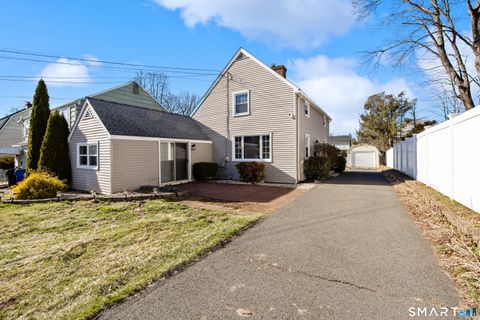 28 Woodmere Road West Hartford CT 06119