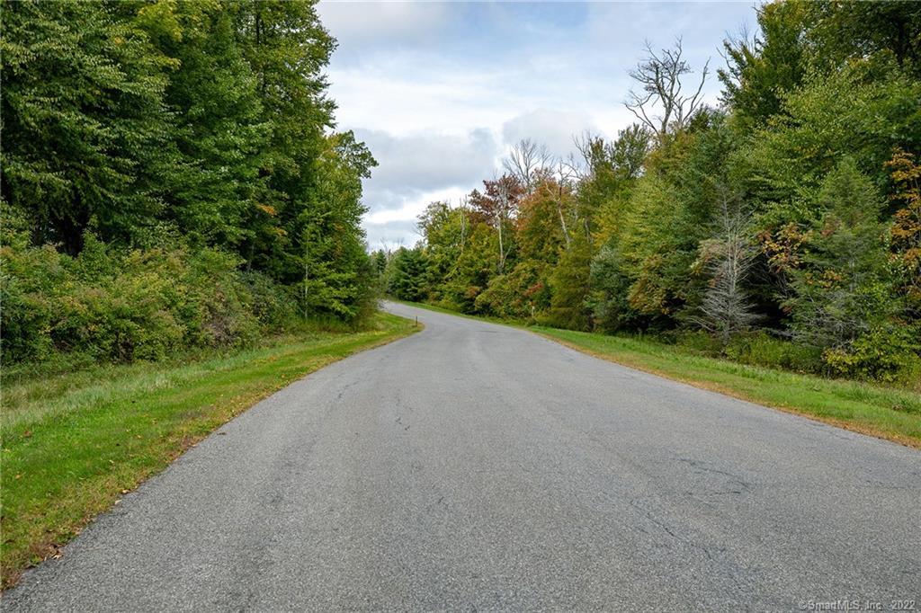 14 Meadowcrest Drive, Goshen, Connecticut image 3