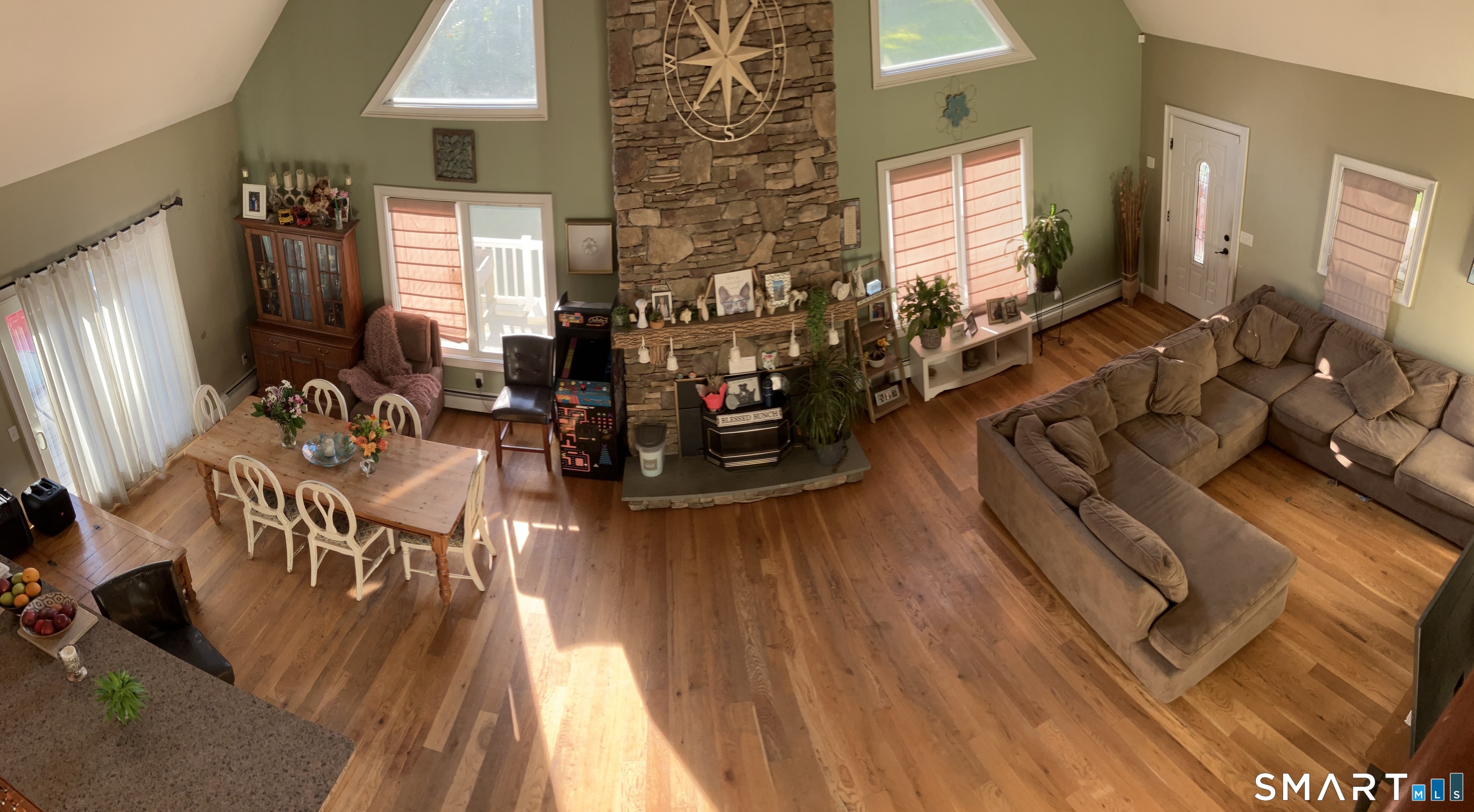 17 Greaves Road West