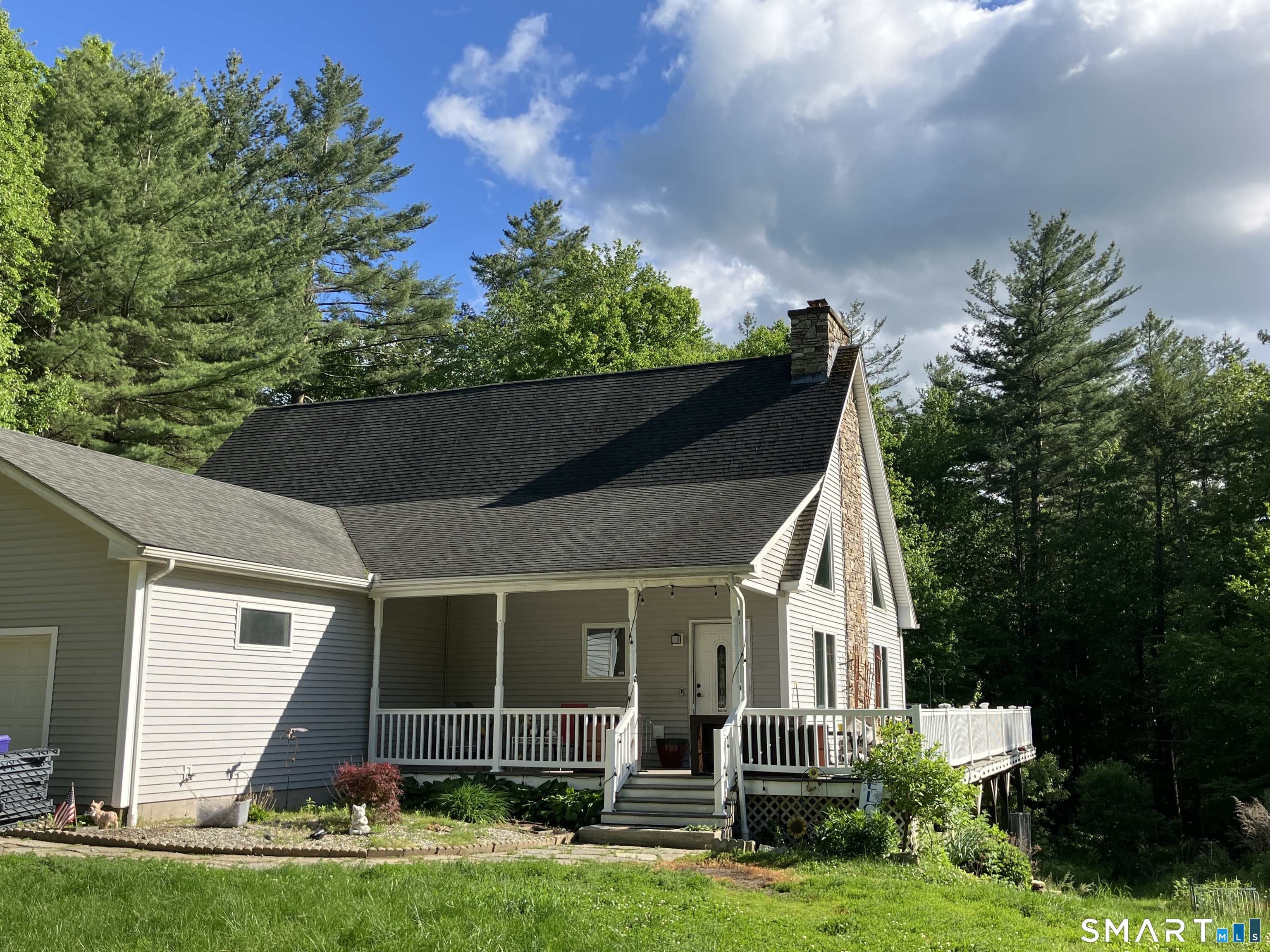 17 Greaves Road West