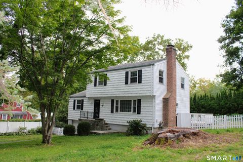 Photo of 3 Woodley Lane, Norwalk, CT 06851 (MLS # 24153001)