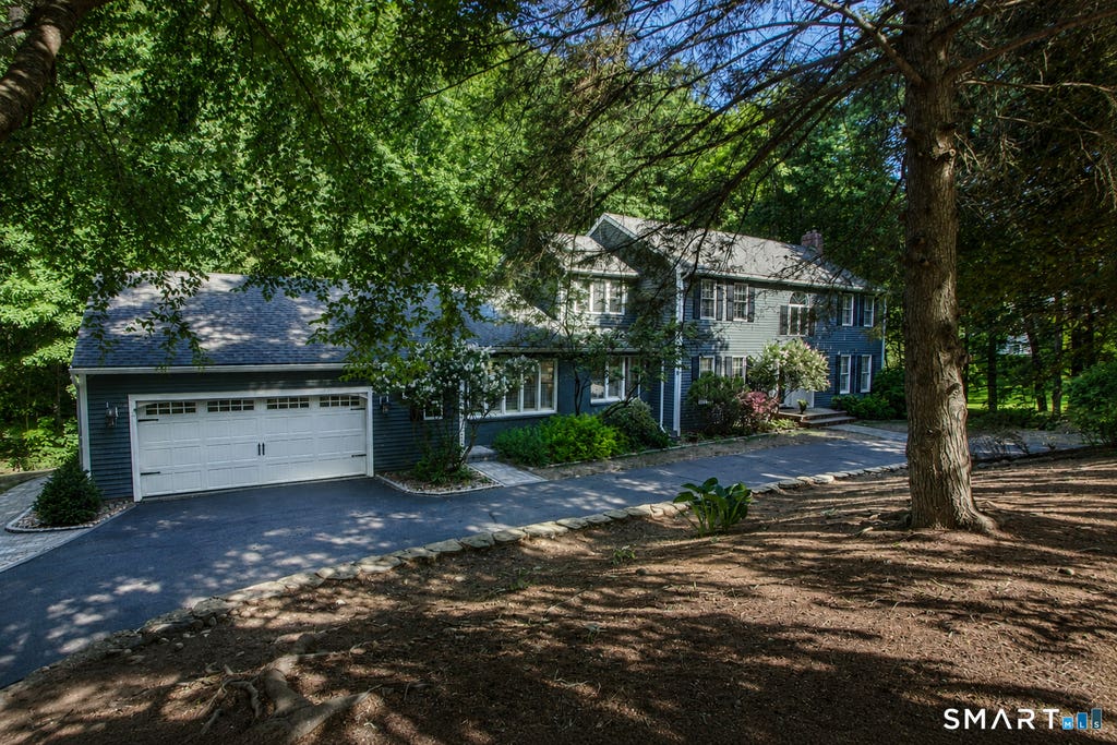 Photo of 45 Wyngate, Simsbury, CT 06070 (MLS # 24181690)