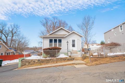 Photo of 360 Saunders Avenue, Bridgeport, CT 06606 (MLS # 24157085)