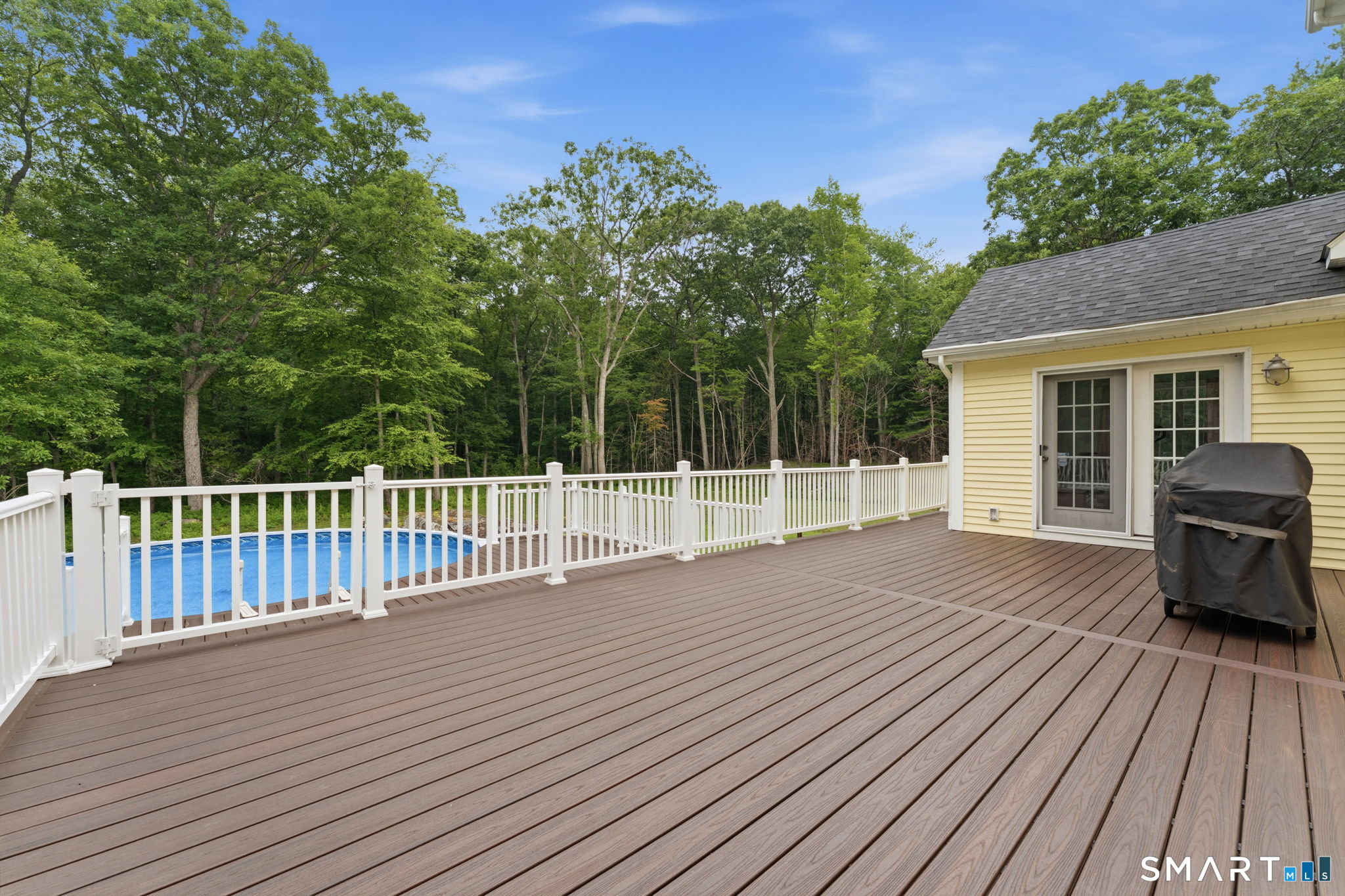 73 North Burnham Highway