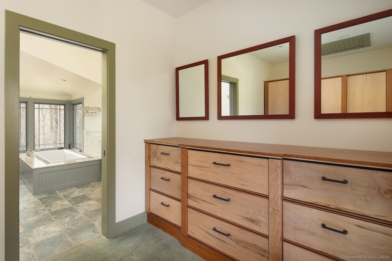 221 Fuller Mountain Road, Kent, Connecticut image 20
