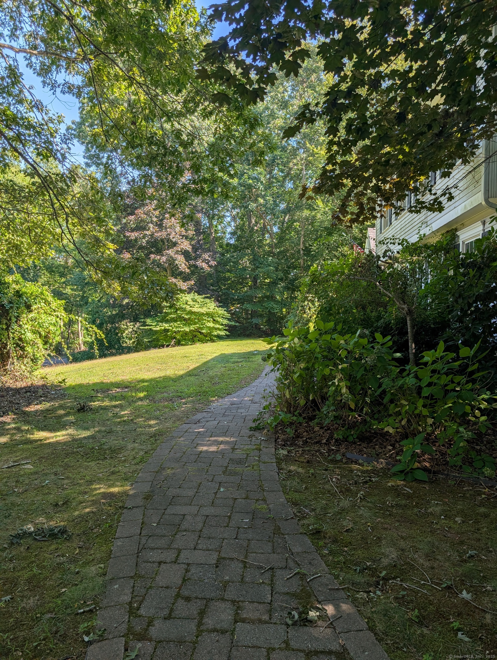 18 Kelsey Springs Drive