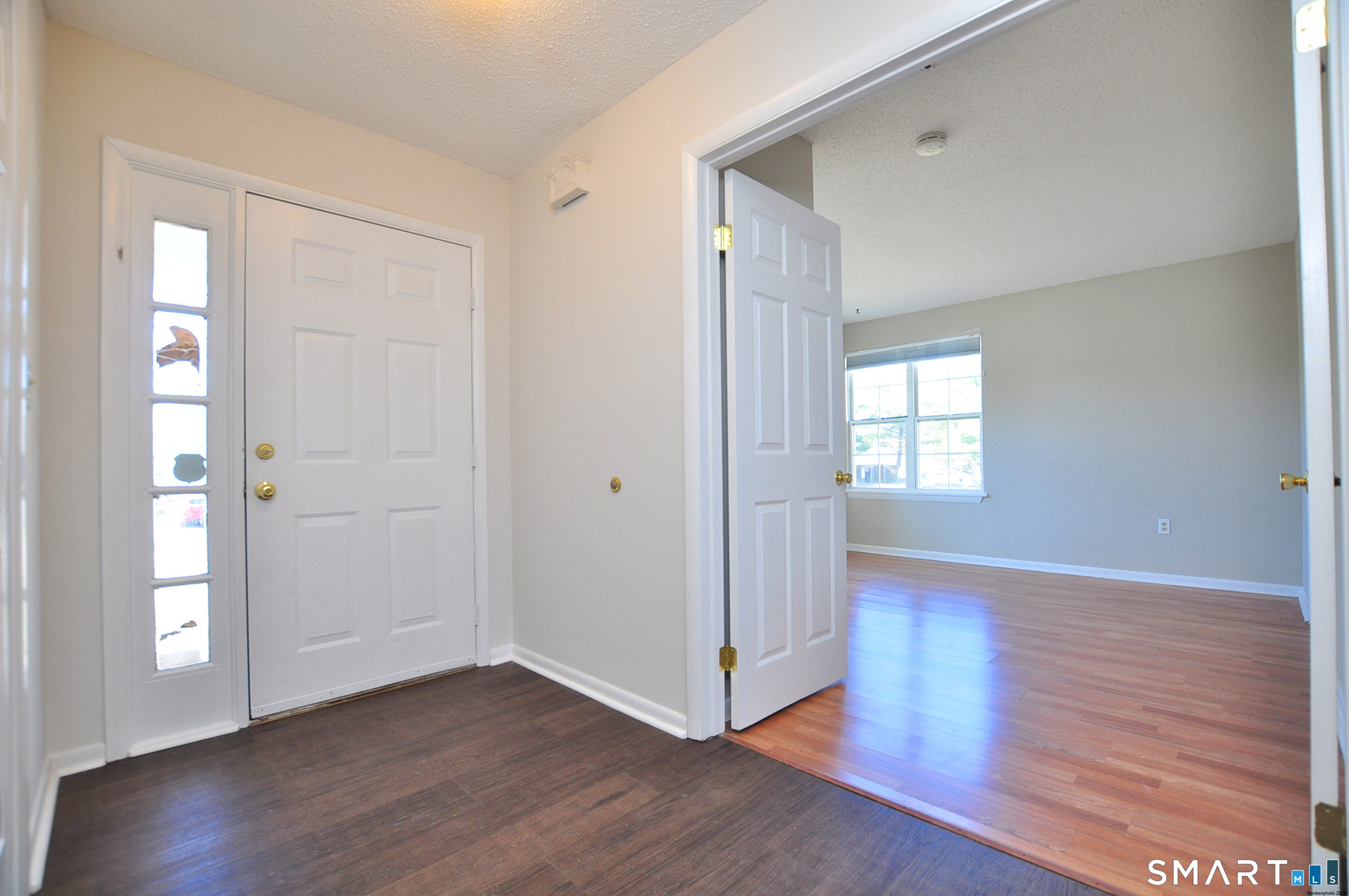 207 Country Club Court 207