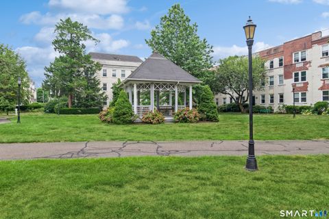 Photo of 140 Summer Street #2B, Stamford, CT 06840 (MLS # 24175078)