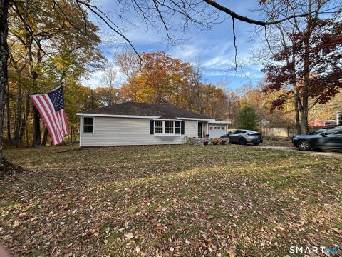 Photo of 555 Middle Road Turnpike, Woodbury, CT 06798 (MLS # 24218073)