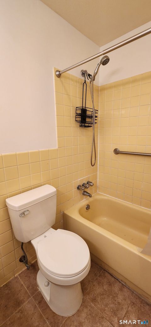 Tiny photo for 97 West Walk #97, West Haven, CT 06516 (MLS # 24190581)