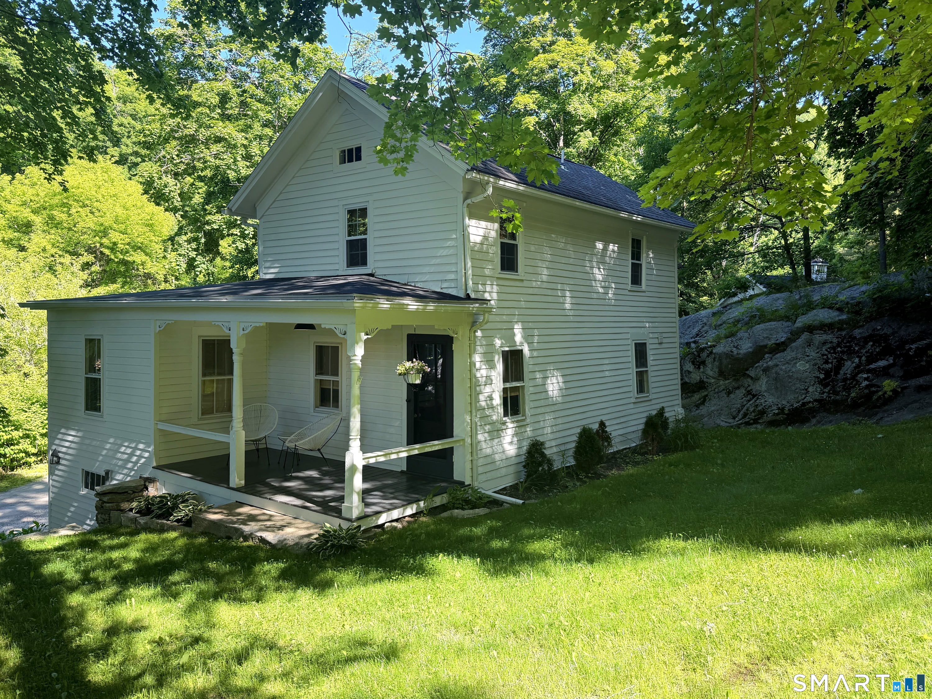 25 East Shore Road