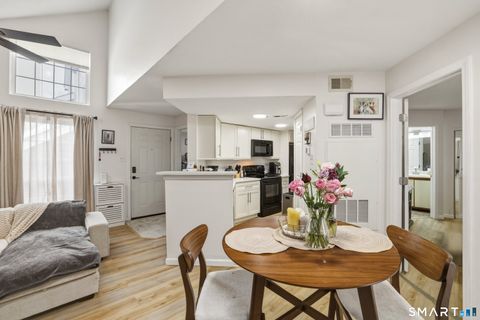 Tiny photo for 299 Carriage Crossing Lane #299, Middletown, CT 06457 (MLS # 24155639)