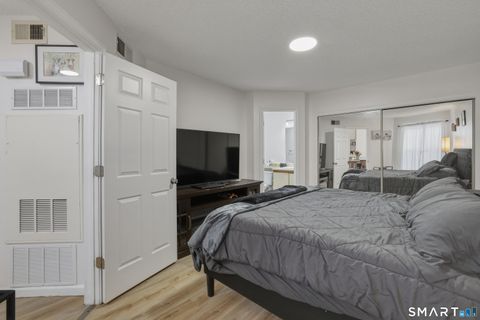 Tiny photo for 299 Carriage Crossing Lane #299, Middletown, CT 06457 (MLS # 24155639)