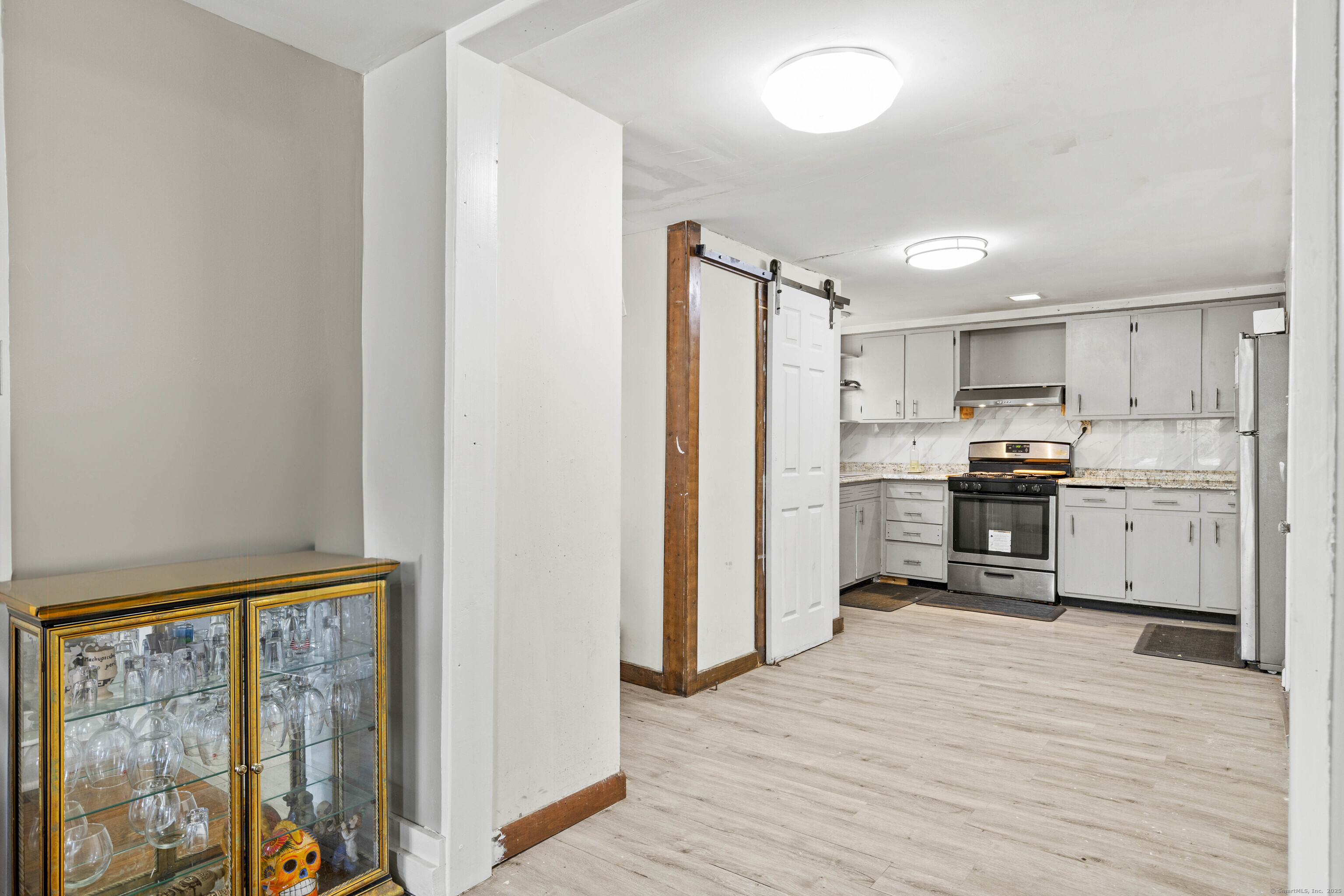 339 W Thames Street, Norwich, Connecticut image 14