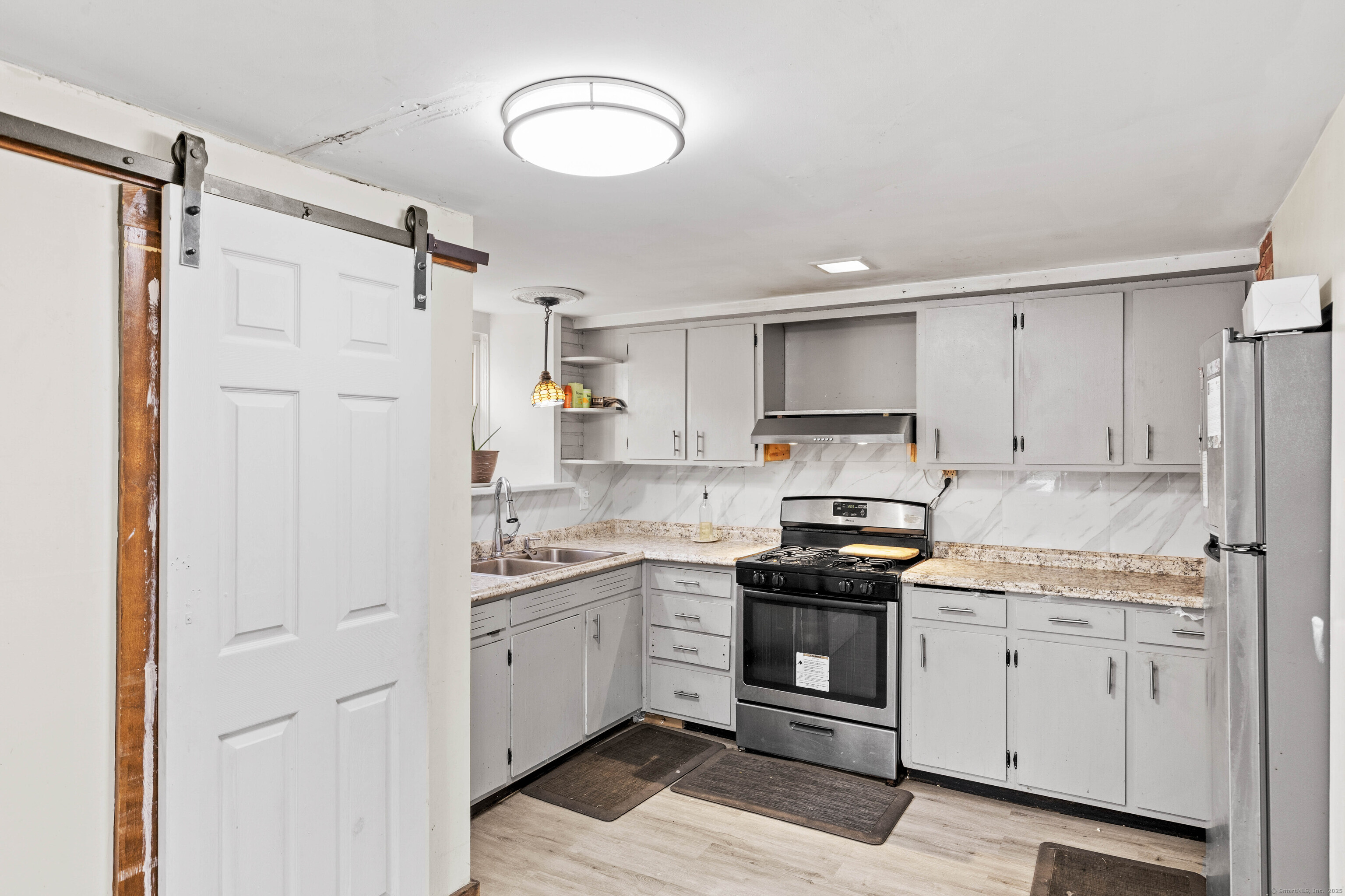339 W Thames Street, Norwich, Connecticut image 13