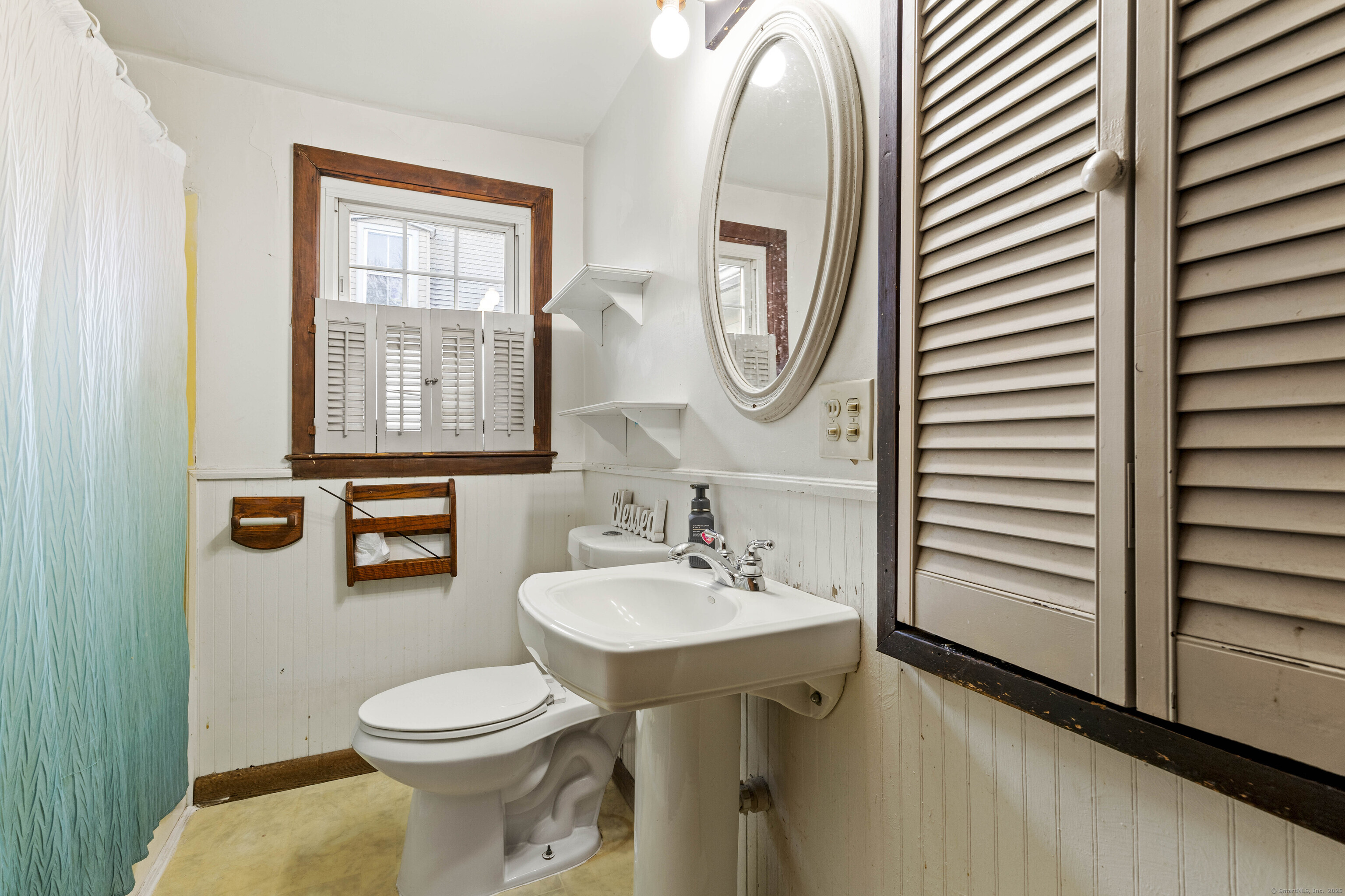 339 W Thames Street, Norwich, Connecticut image 31