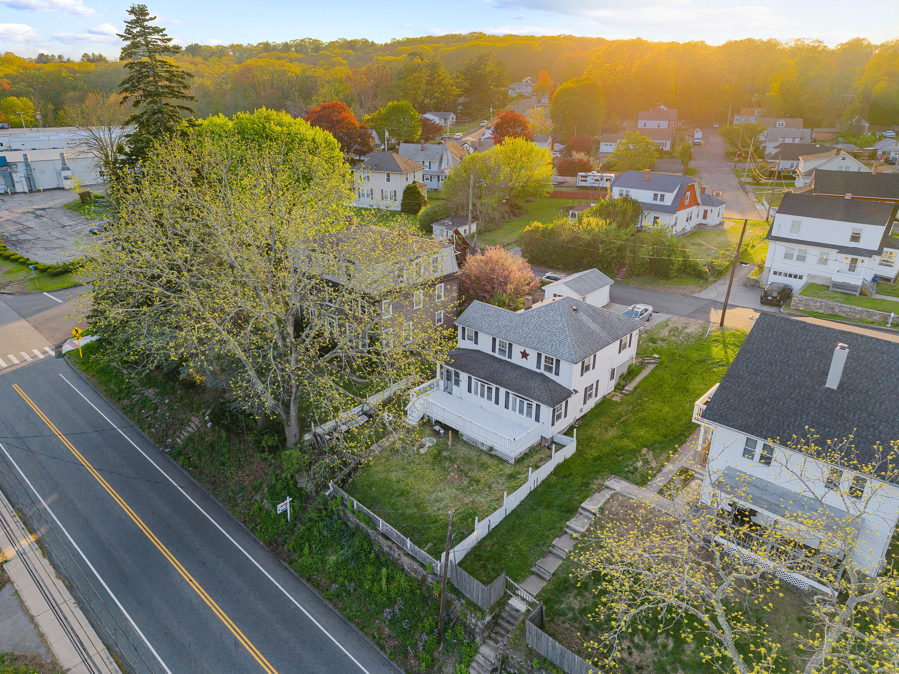 339 W Thames Street, Norwich, Connecticut image 11