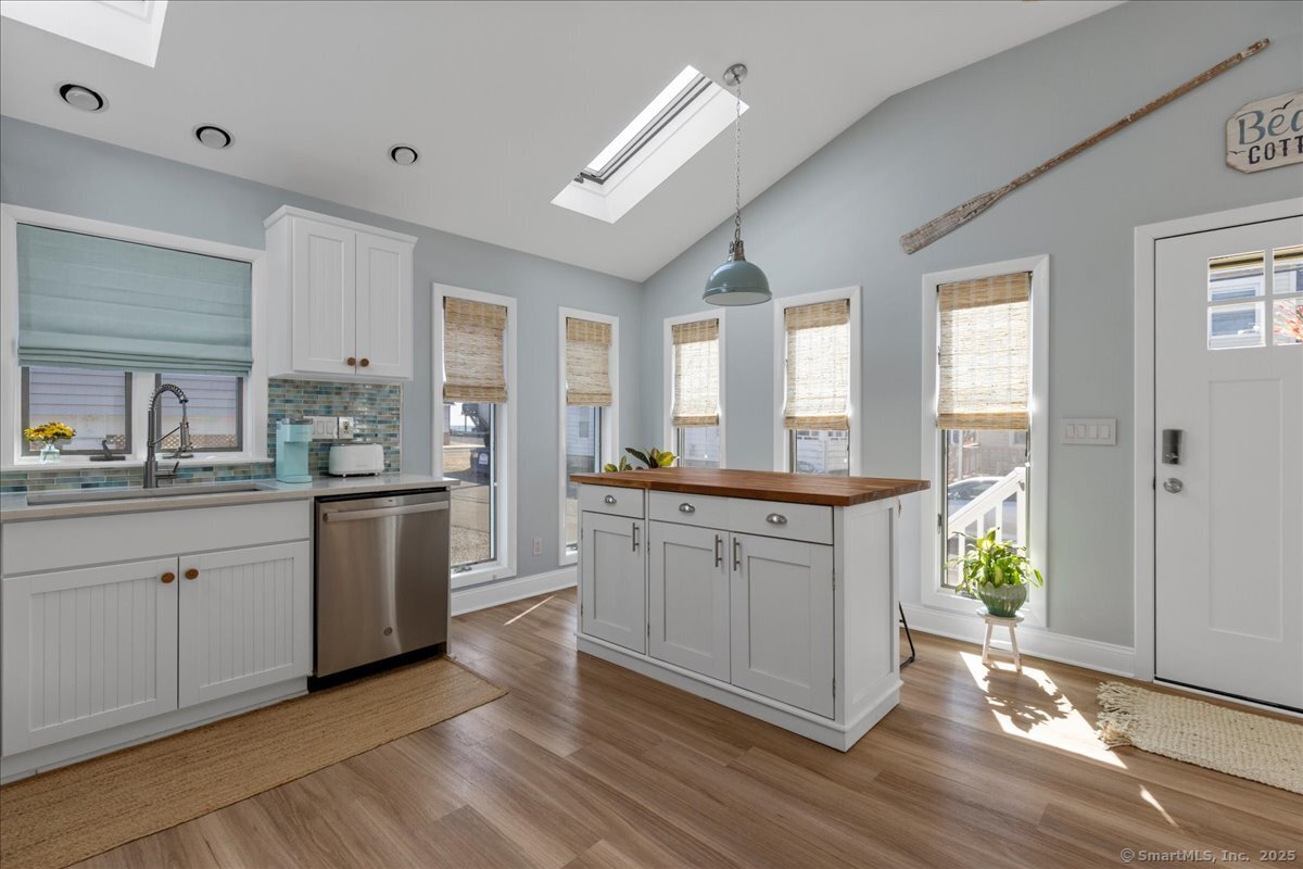 9 Sperry Street, Milford, Connecticut image 4