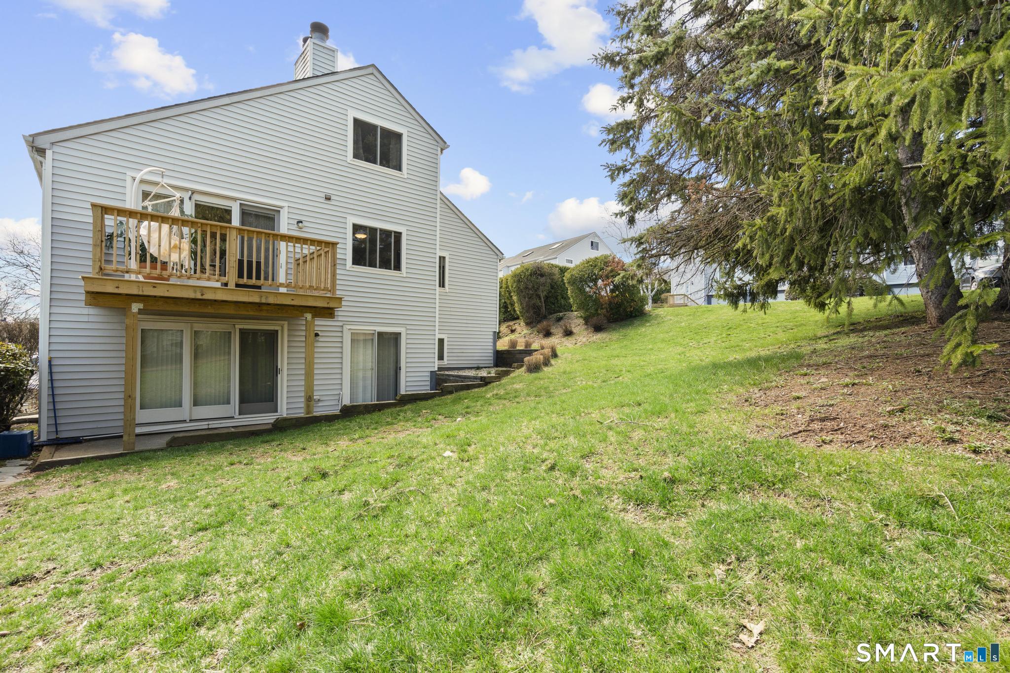 71 Clubhouse Drive 71