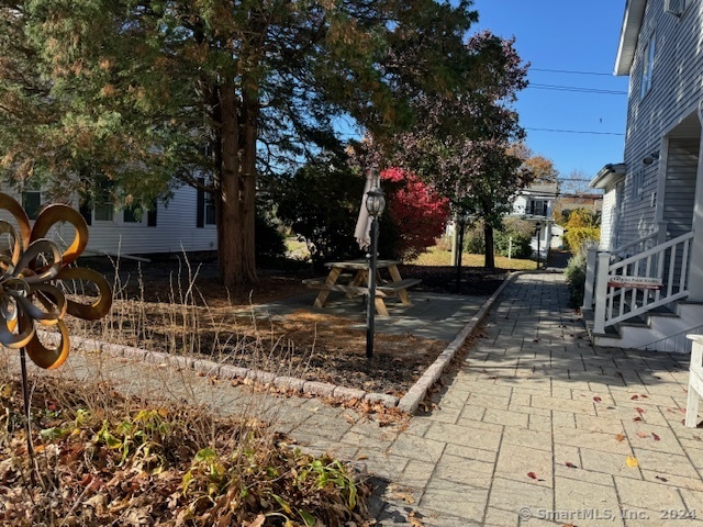 Rental Property at 444 Prospect Street Ste 2, Torrington, Connecticut - Bedrooms: 2 
Bathrooms: 1 
Rooms: 6  - $2,000 MO.