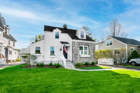 162 Eastlawn Street Fairfield CT 06824