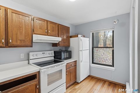 Tiny photo for 135 Wellington Drive #135, Farmington, CT 06032 (MLS # 24146599)