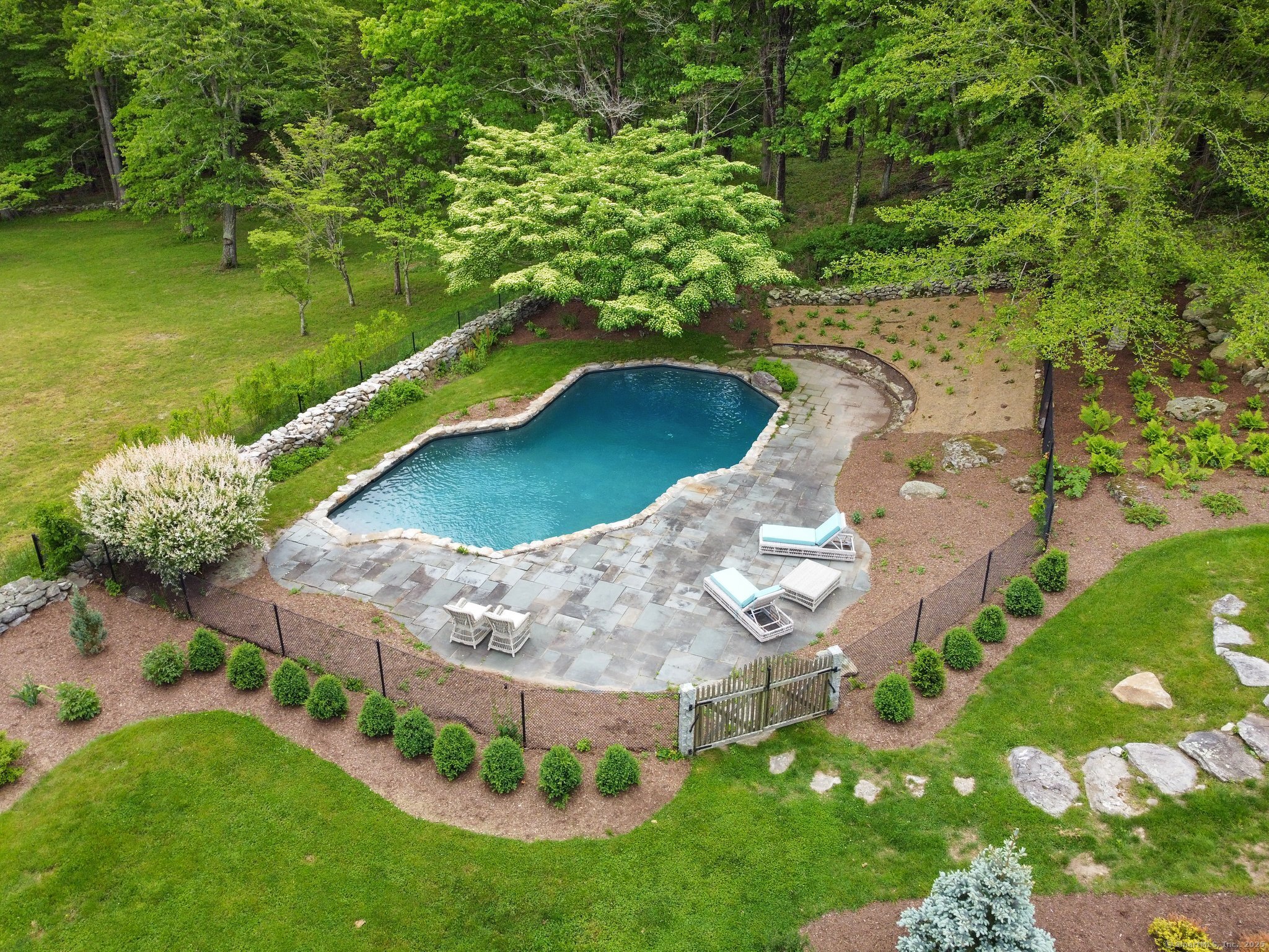 128 Chestnut Hill Road