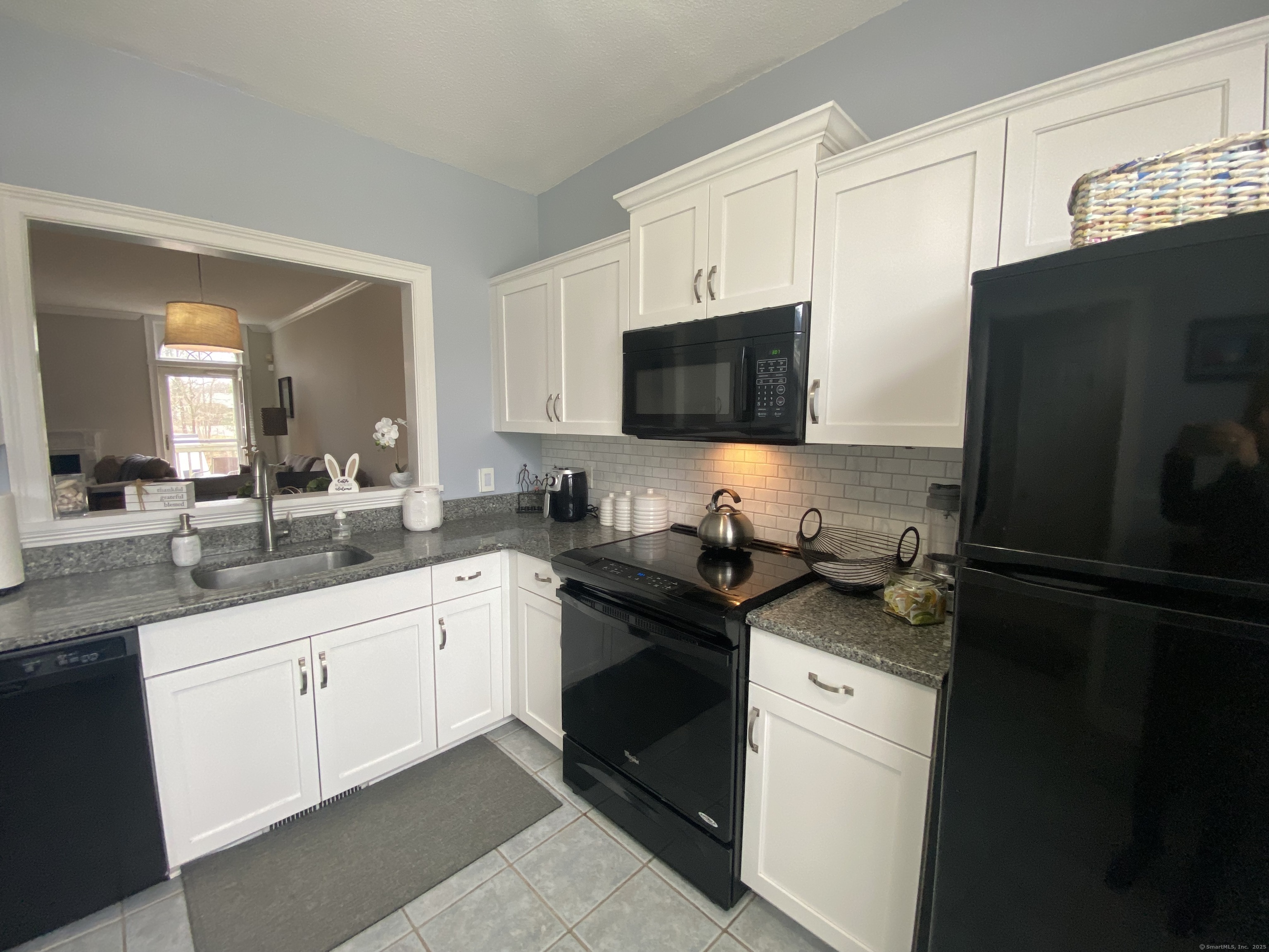 104 Cambridge Commons #104, Middletown, Connecticut image 3