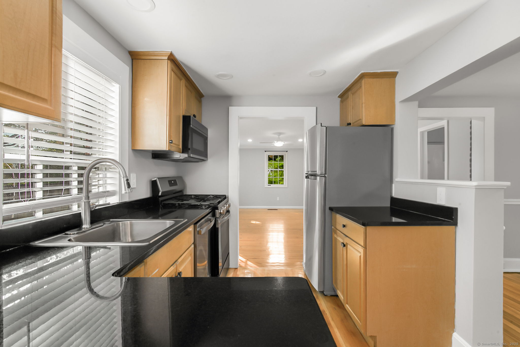 61 Longview Avenue, Fairfield, Connecticut image 6