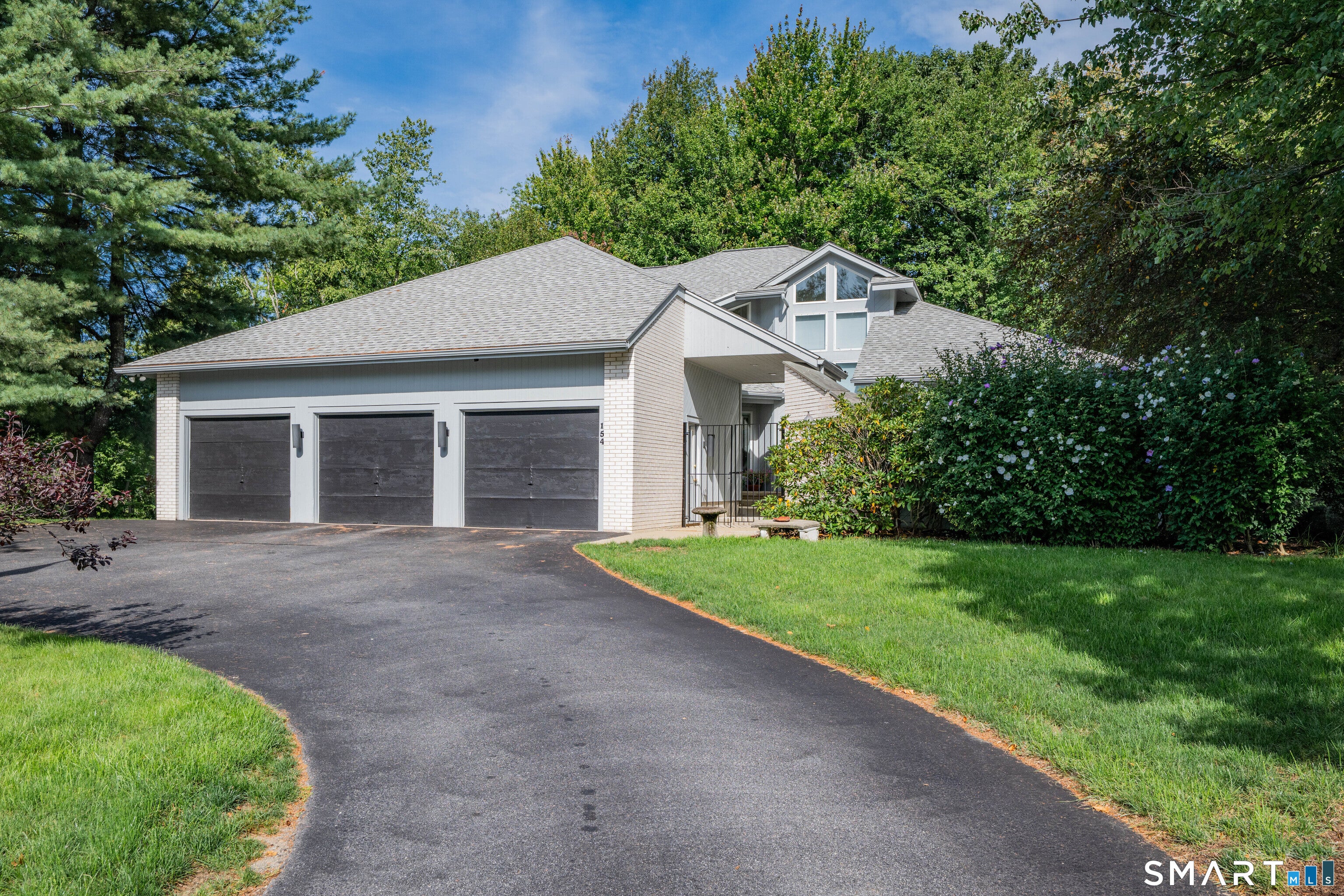 154 Suncrest Court
