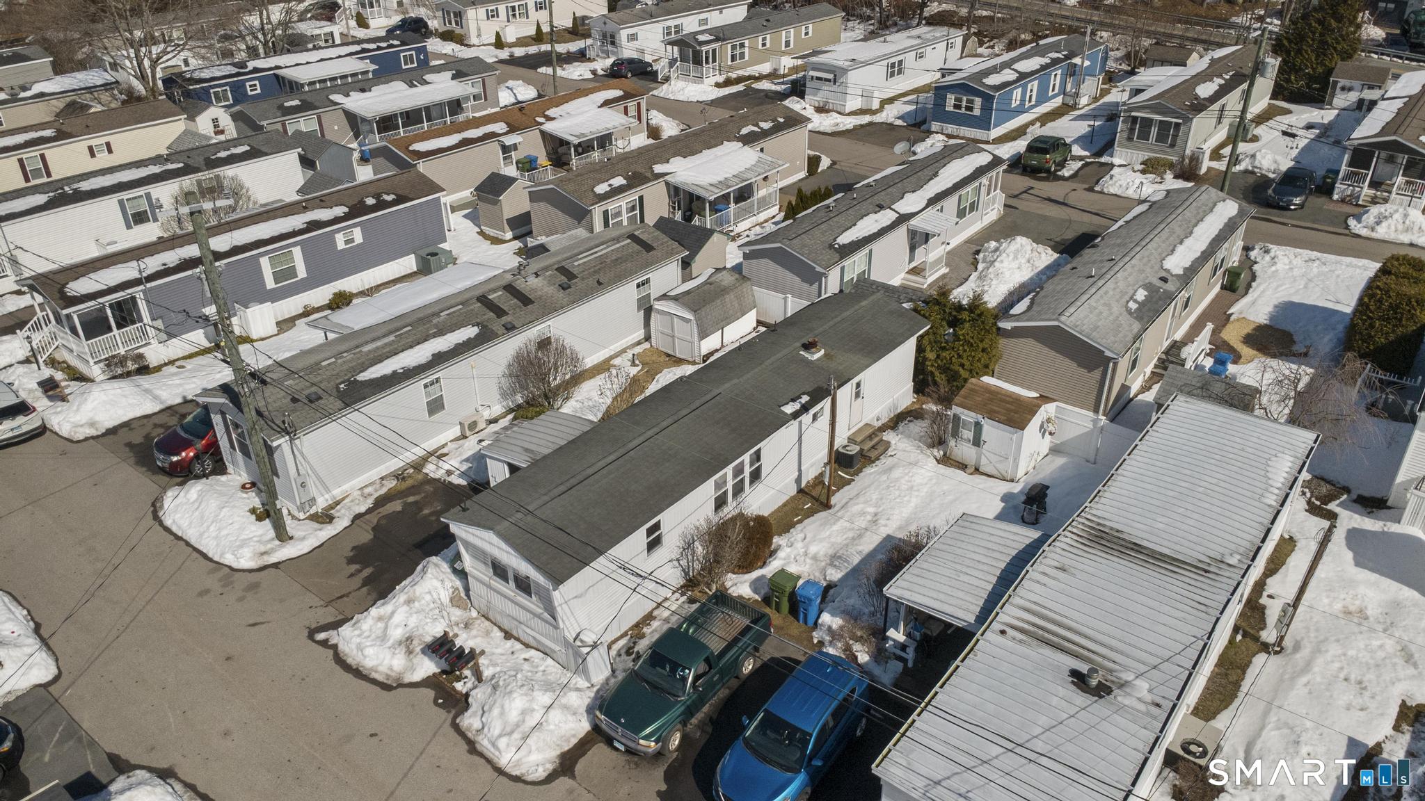 44 Linden Avenue North