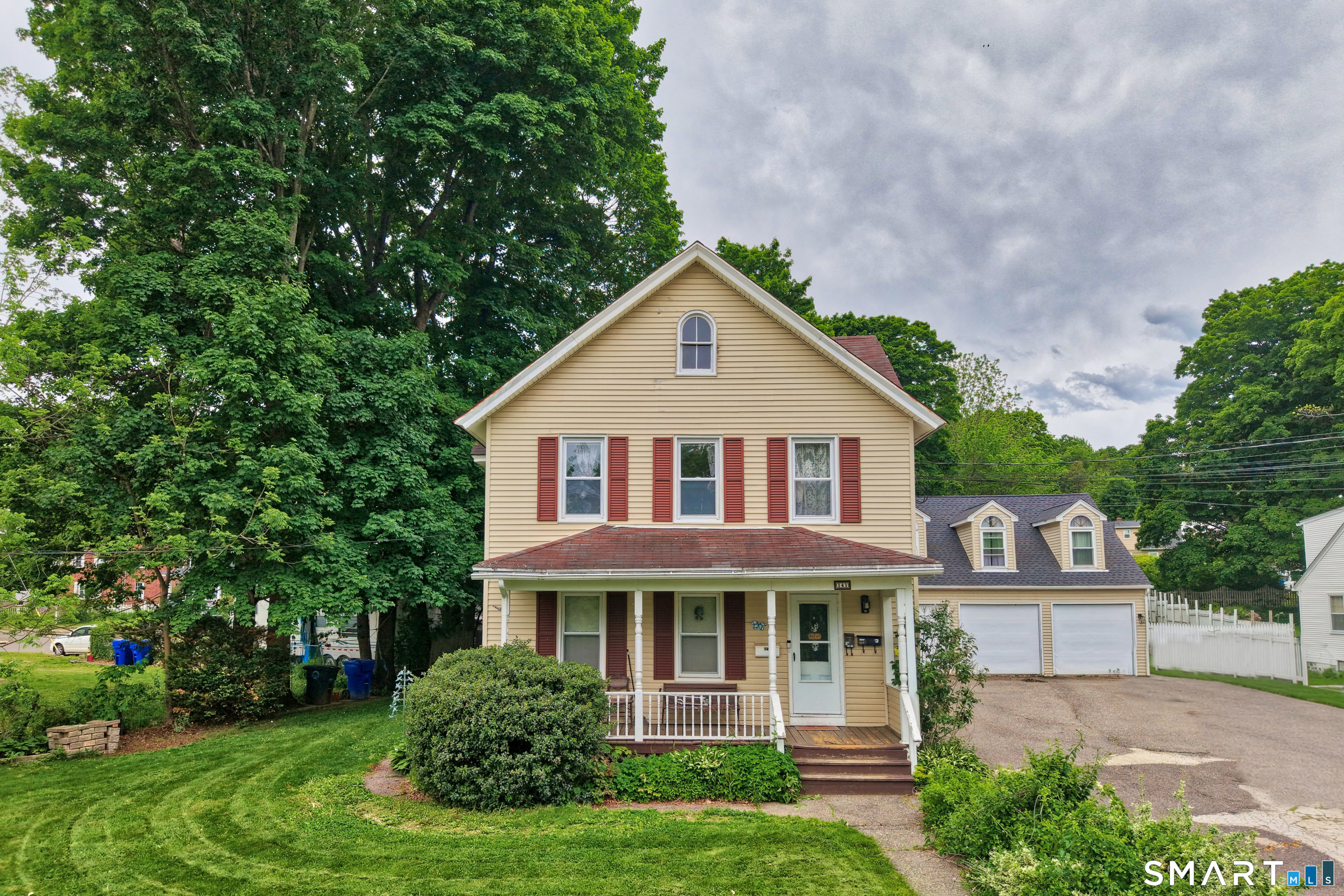 141 Riverside Avenue