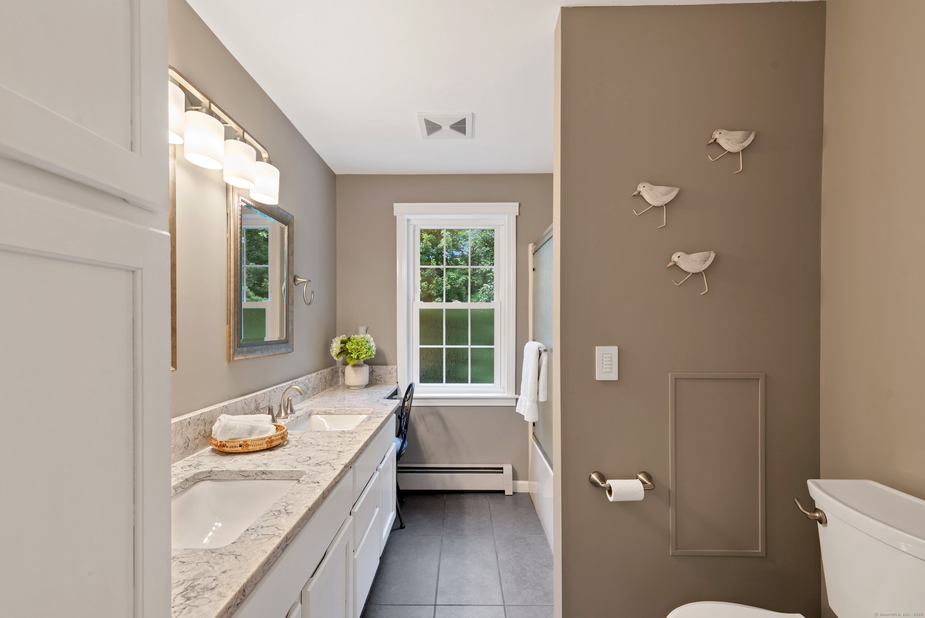 Glastonbury, Connecticut 06033, United States, 4 Bedrooms Bedrooms, ,3 BathroomsBathrooms,Residential,Coming Soon,161015