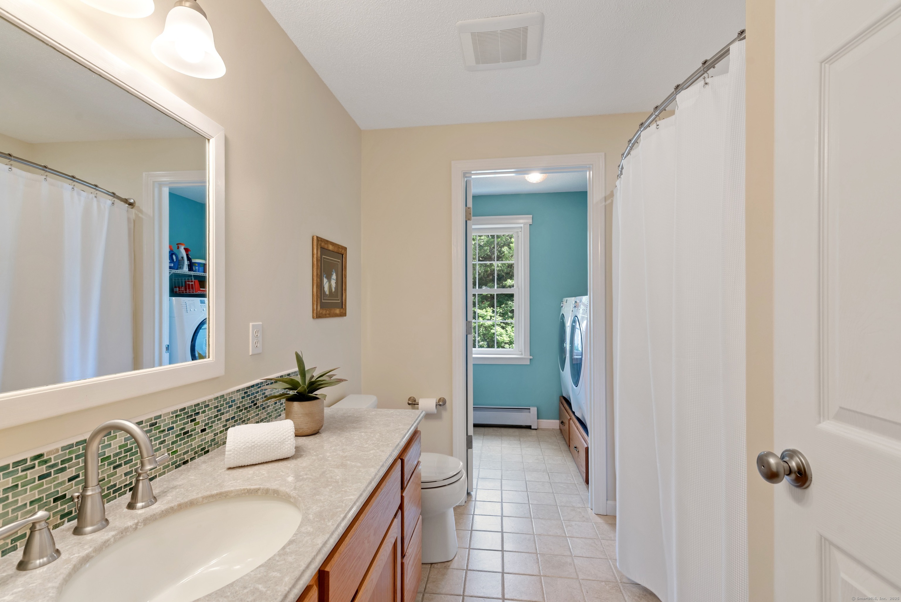 Glastonbury, Connecticut 06033, United States, 4 Bedrooms Bedrooms, ,3 BathroomsBathrooms,Residential,Coming Soon,161015