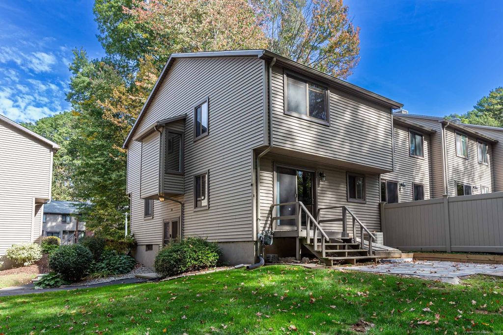 Photo of 38 Conestoga Way Way, Glastonbury, CT 06033 (MLS # 24132772)